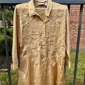 Elegant Gold Long-Sleeve tunic